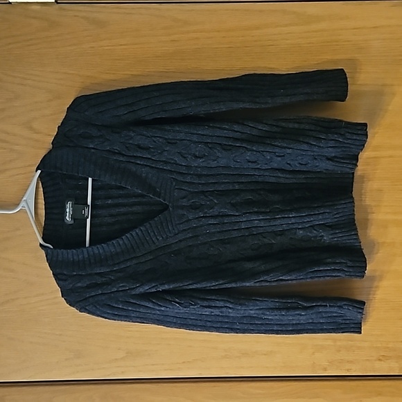 Eddie Bauer Sweater - Picture 1 of 5
